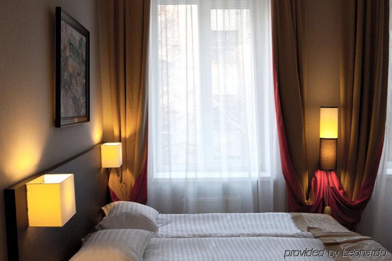 Optima Collection Kharkiv Hotel Pokoj fotografie